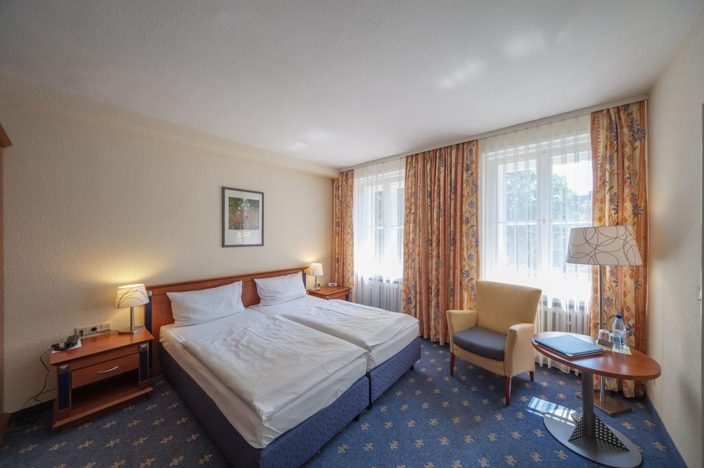 Hotel Am See ซาลซ์กิทเทอร์ ภายนอก รูปภาพ